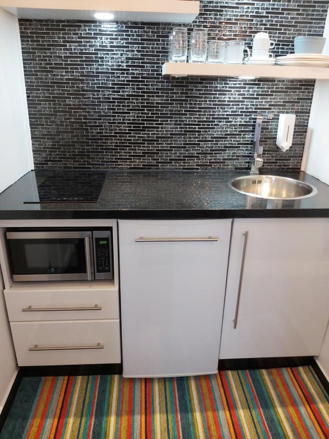 Kdf Apartments Willemstad Extérieur photo
