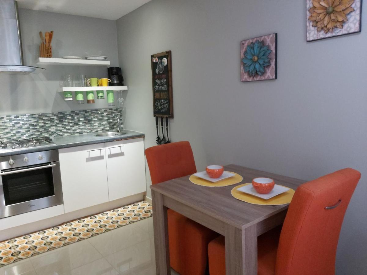 Kdf Apartments Willemstad Extérieur photo